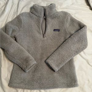 Patagonia fuzzy Sherpa quarter zip pullover sweater